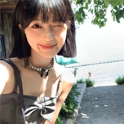 女优粤语 海报